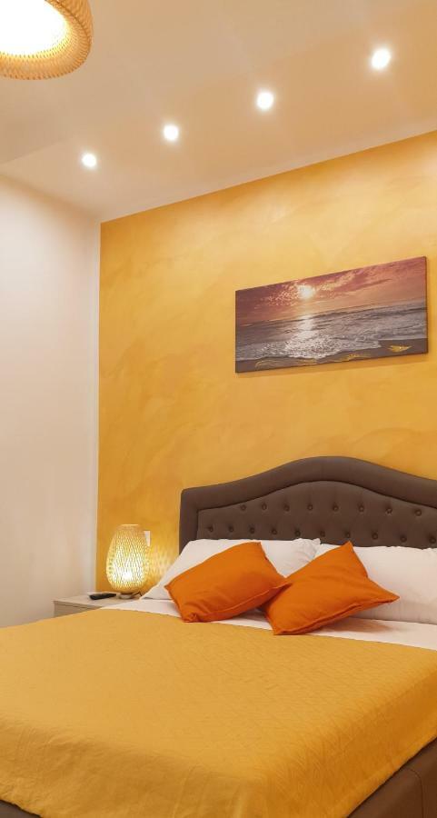 아그로폴리 A Un Passo Dal Mare B&B 외부 사진